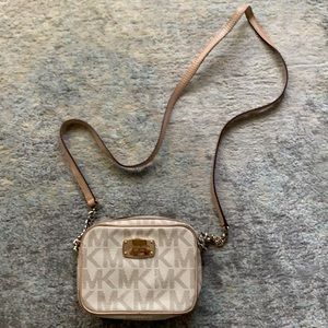 Michael Kors Crossbody